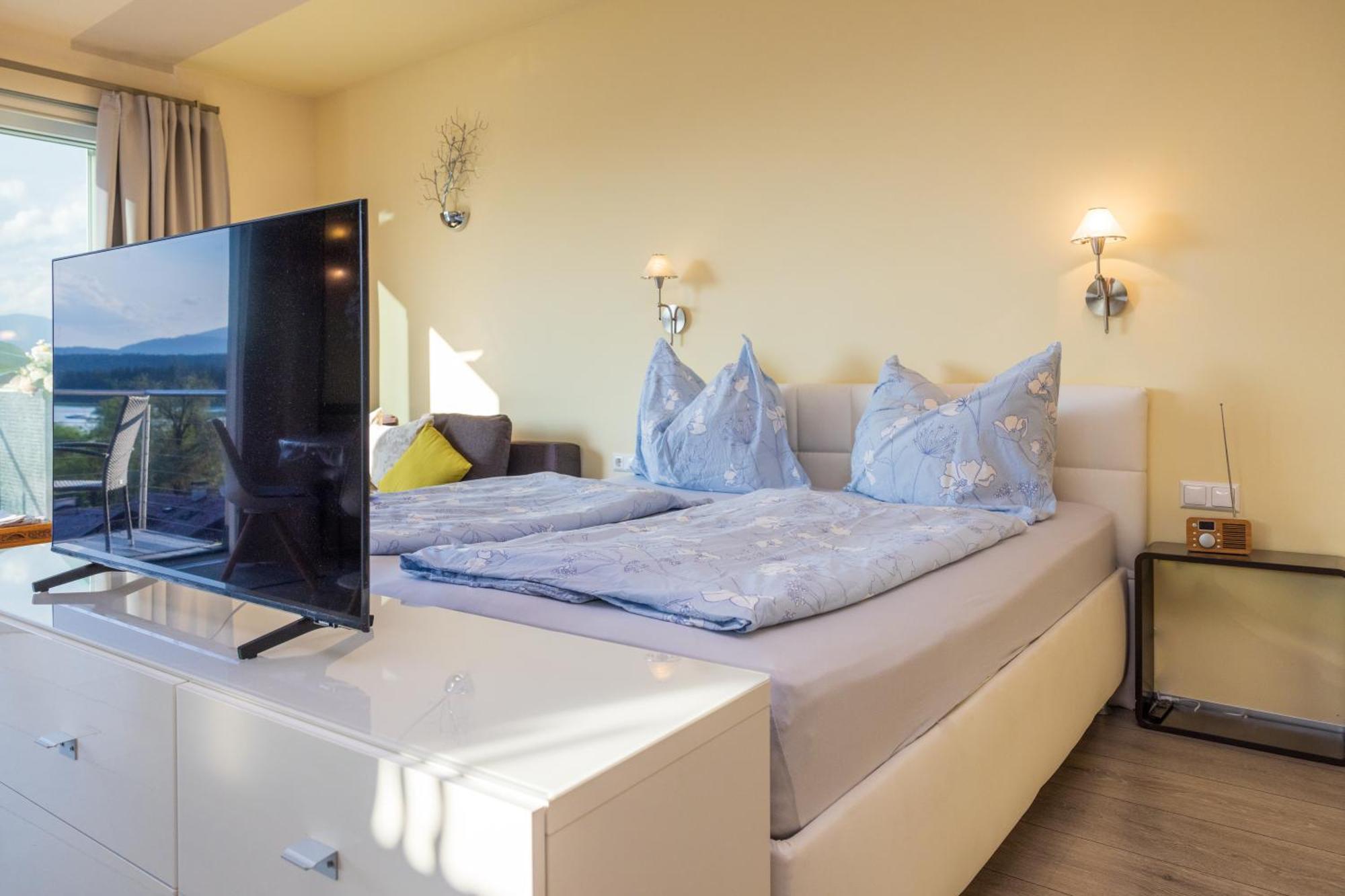 Lakeside Apartments - Adults Only Faak am See Chambre photo